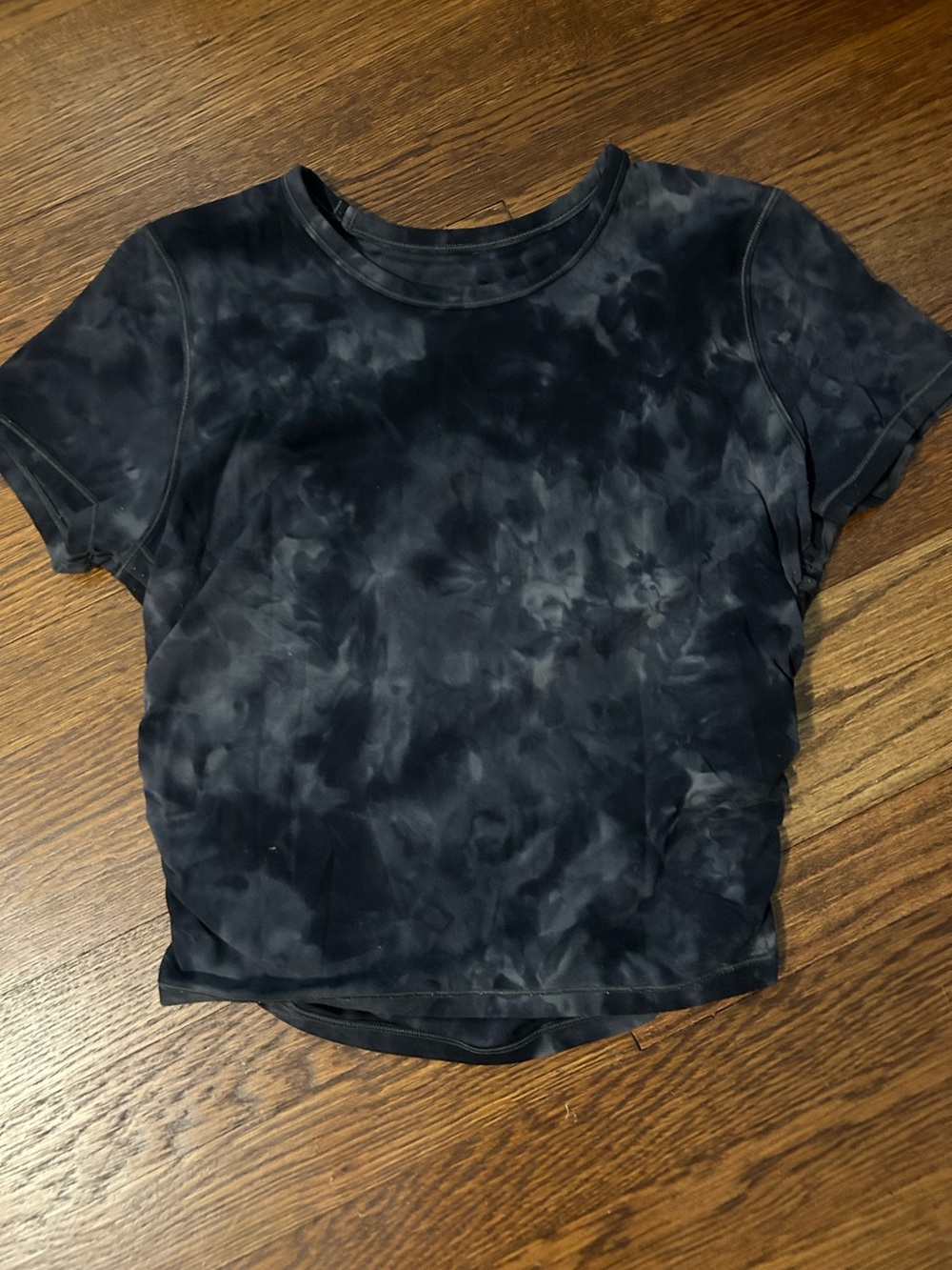 Lululemon all it takes tie -Dye Short Sleeve Crop Top - Black
